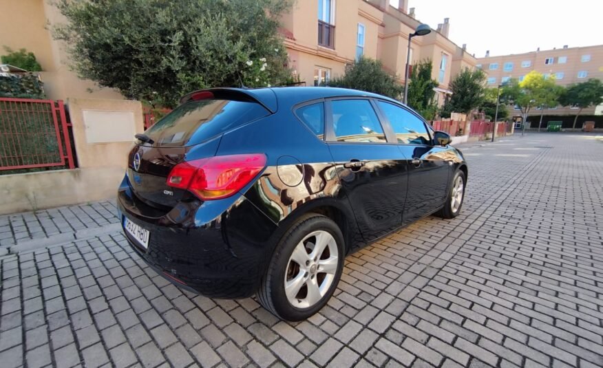 Opel Astra 1.7cdti