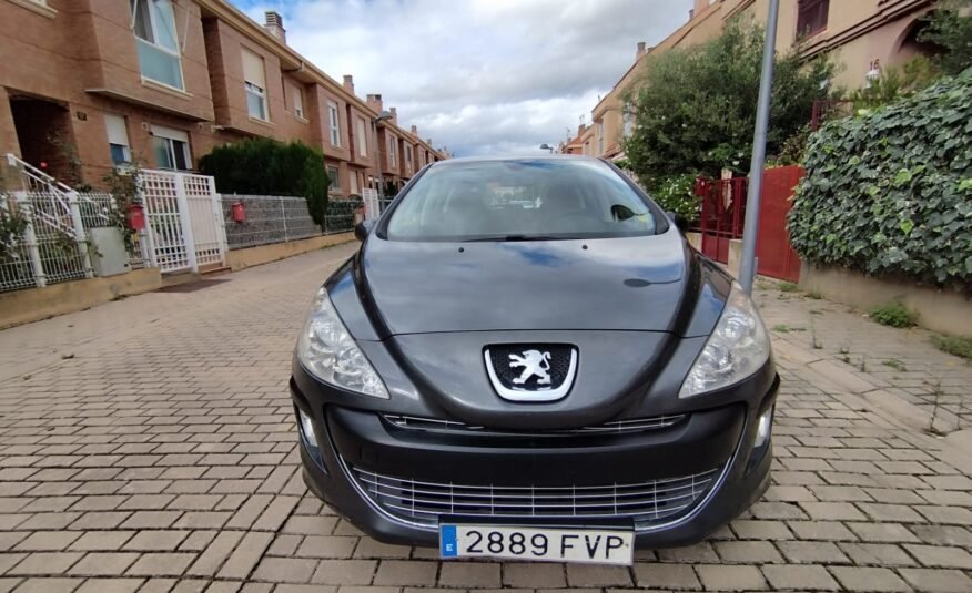 PEUGEOT 308 1.6Hdi