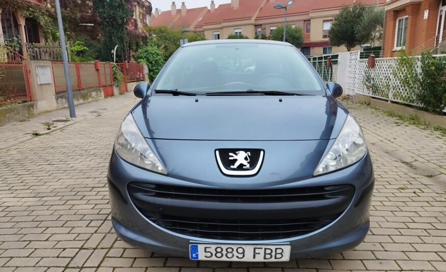 PEUGEOT 207 1.6hdi