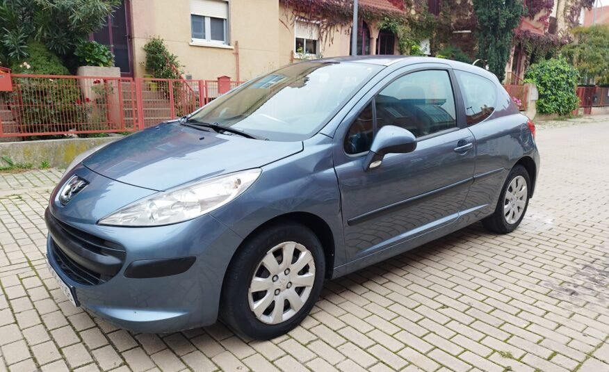 PEUGEOT 207 1.6hdi