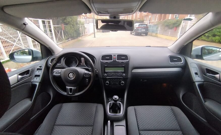 VOLKSWAGEN Golf VI 1.6TDI