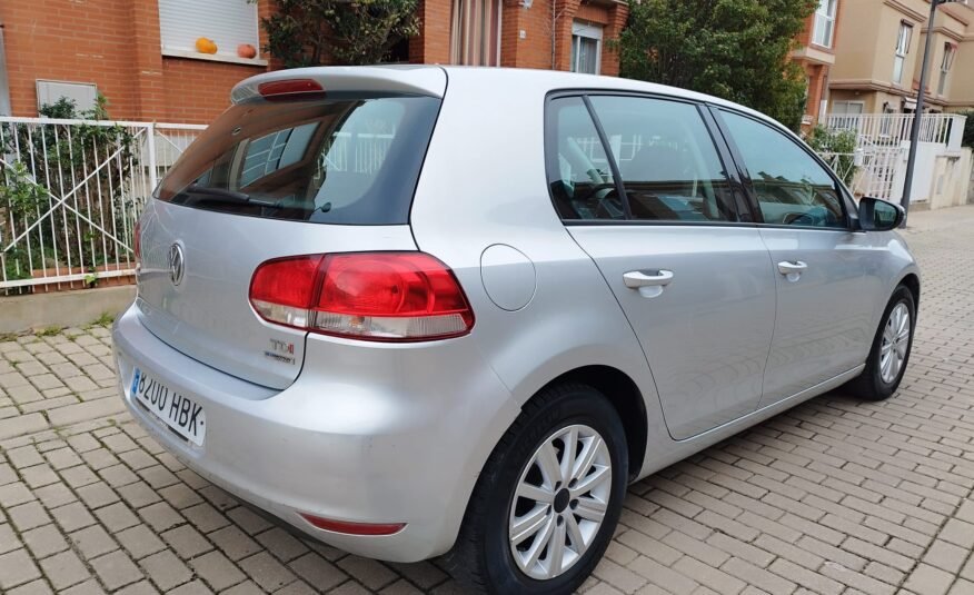 VOLKSWAGEN Golf VI 1.6TDI