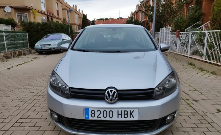 VOLKSWAGEN Golf VI 1.6TDI