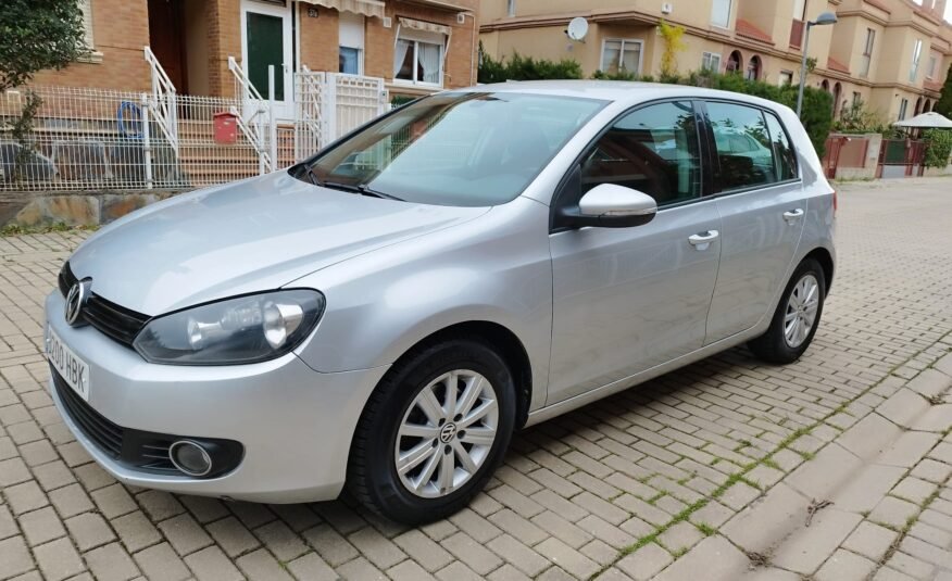 VOLKSWAGEN Golf VI 1.6TDI