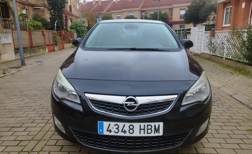 OPEL Astra 1.4i