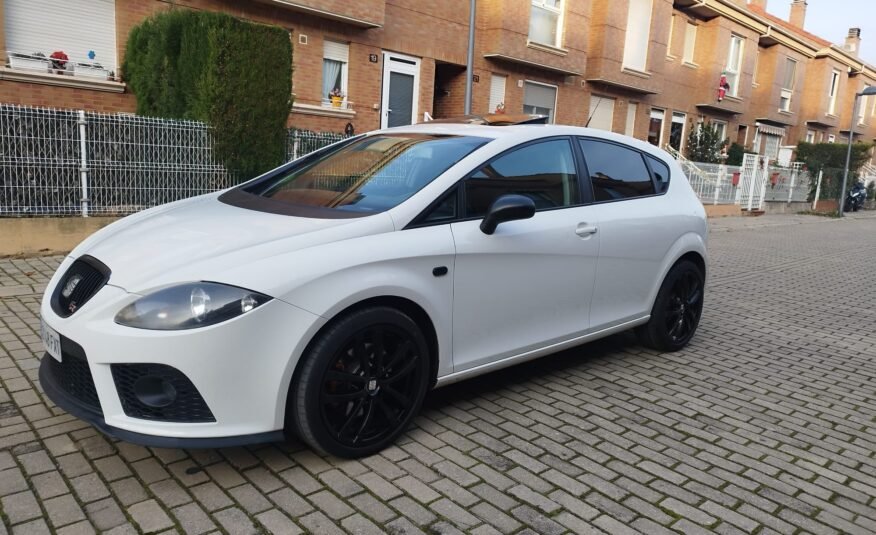 SEAT LEON FR 2.0tdi