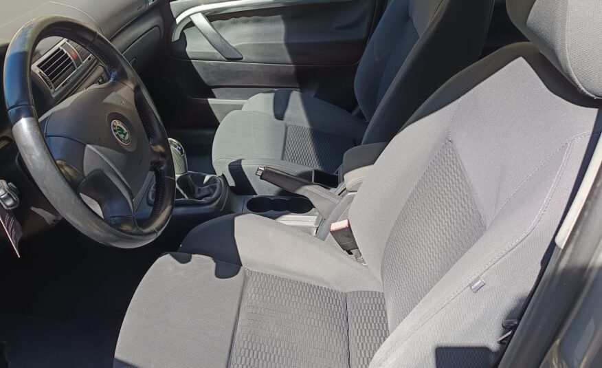 SKODA SUPERB 1.9 TDI