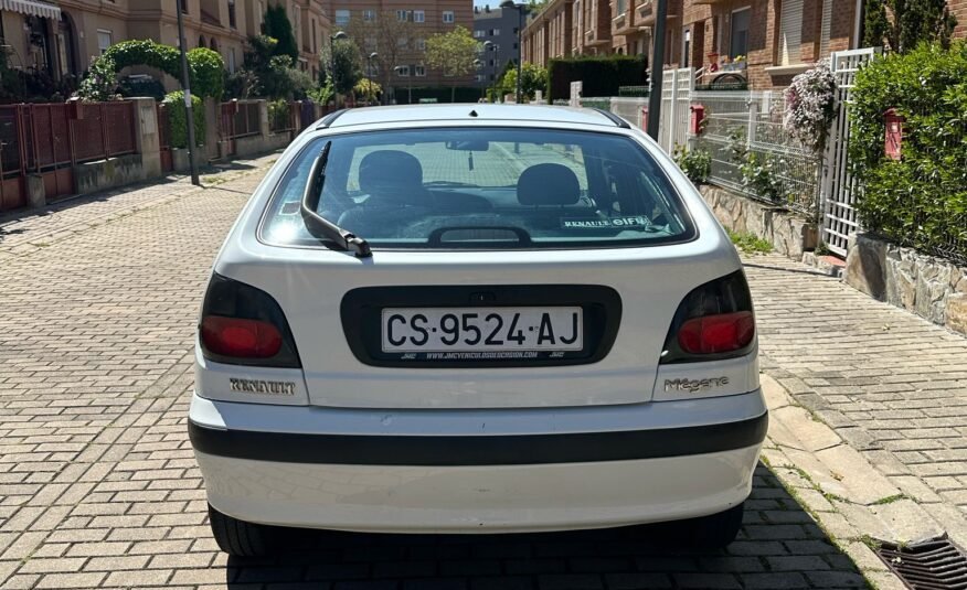 RENAULT Megane 1.9D