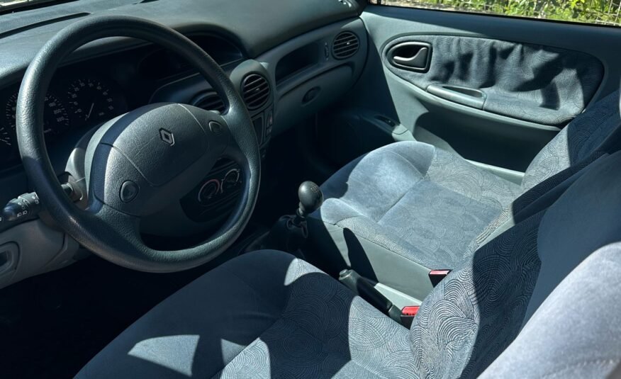 RENAULT Megane 1.9D