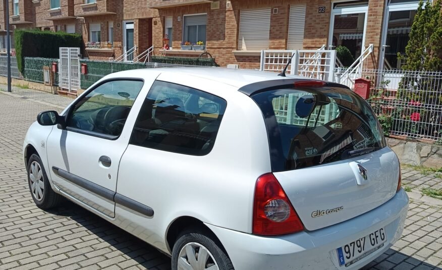 RENAULT CLIO CAMPUS 1.2i