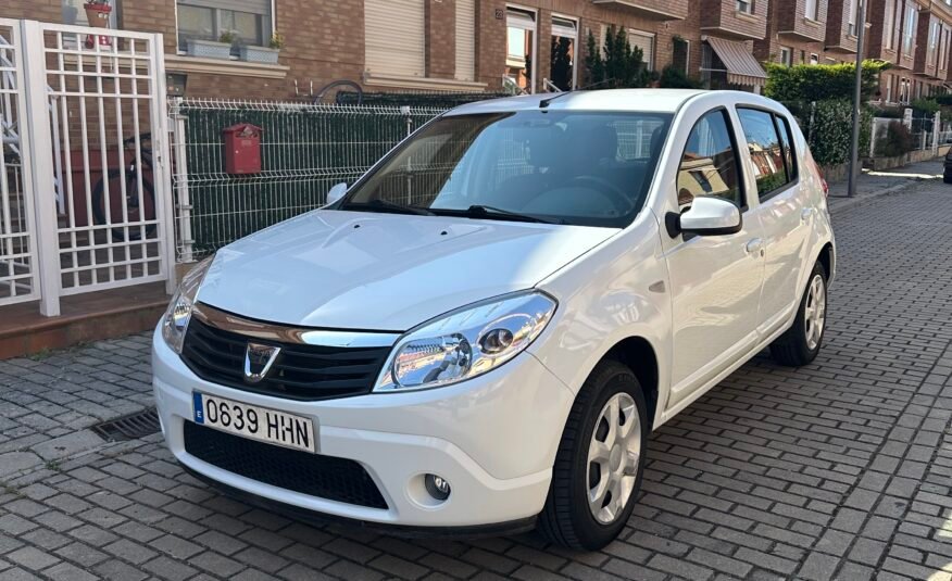 Dacia Sandero 1.2i