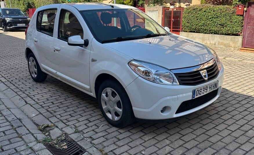 Dacia Sandero 1.2i