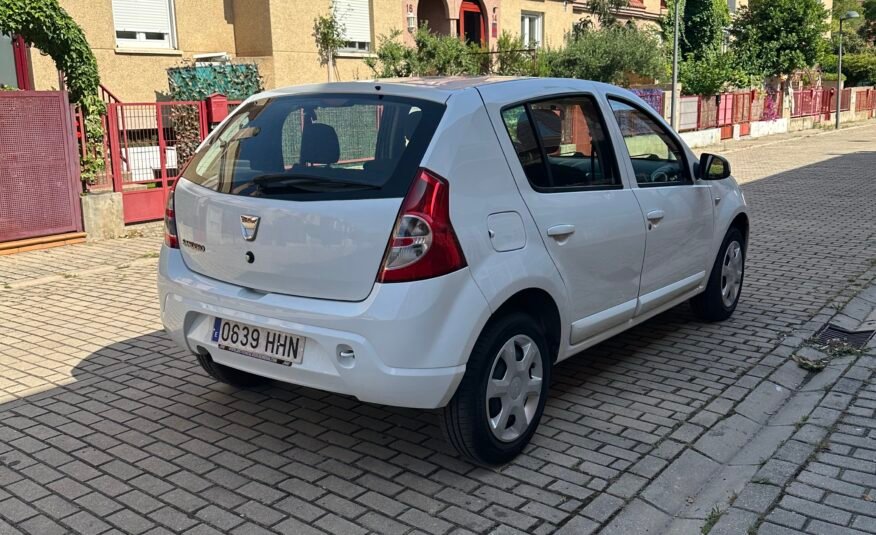 Dacia Sandero 1.2i