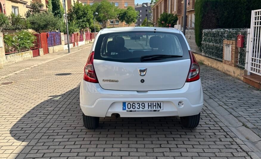 Dacia Sandero 1.2i