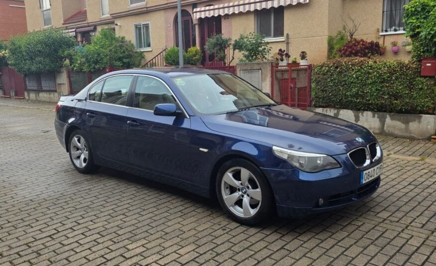 BMW SERIE 5 525D