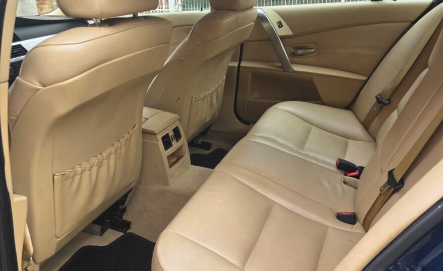 BMW SERIE 5 525D