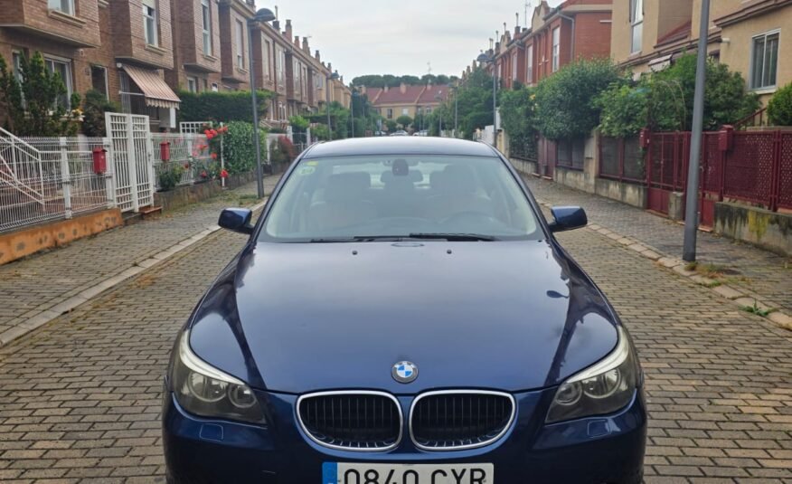 BMW SERIE 5 525D