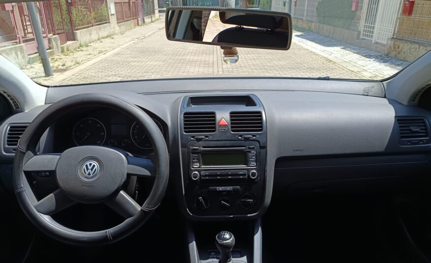 VOLKSWAGEN Golf V 1.9TDI