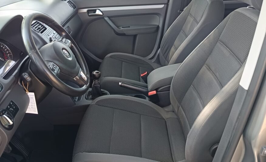 VOLKSWAGEN TOURAN 2.0TDI