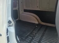 VOLKSWAGEN CADDY 2.0tdi