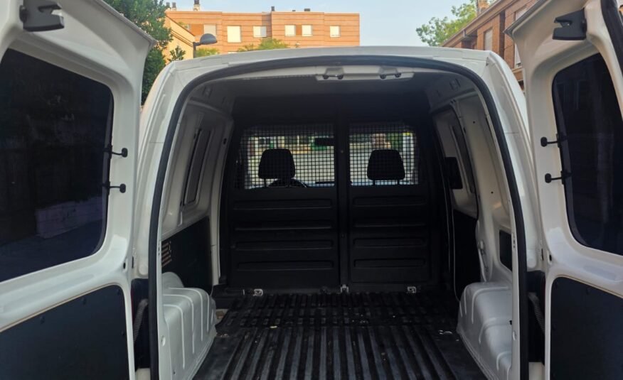 VOLKSWAGEN CADDY 2.0tdi