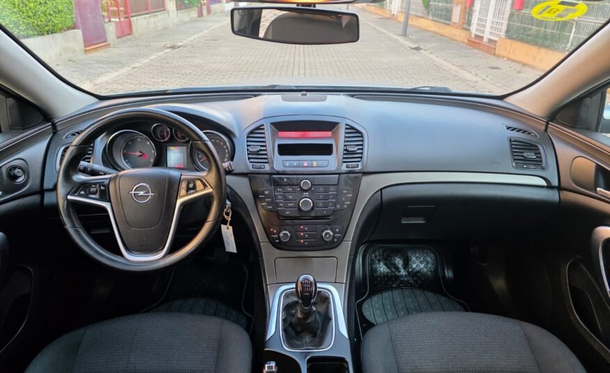 OPEL INSIGNIA 2.0CDTI