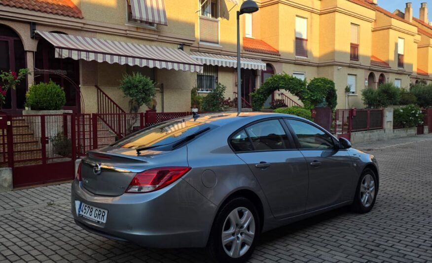 OPEL INSIGNIA 2.0CDTI