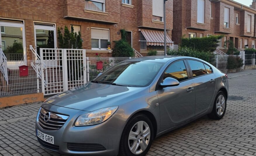 OPEL INSIGNIA 2.0CDTI