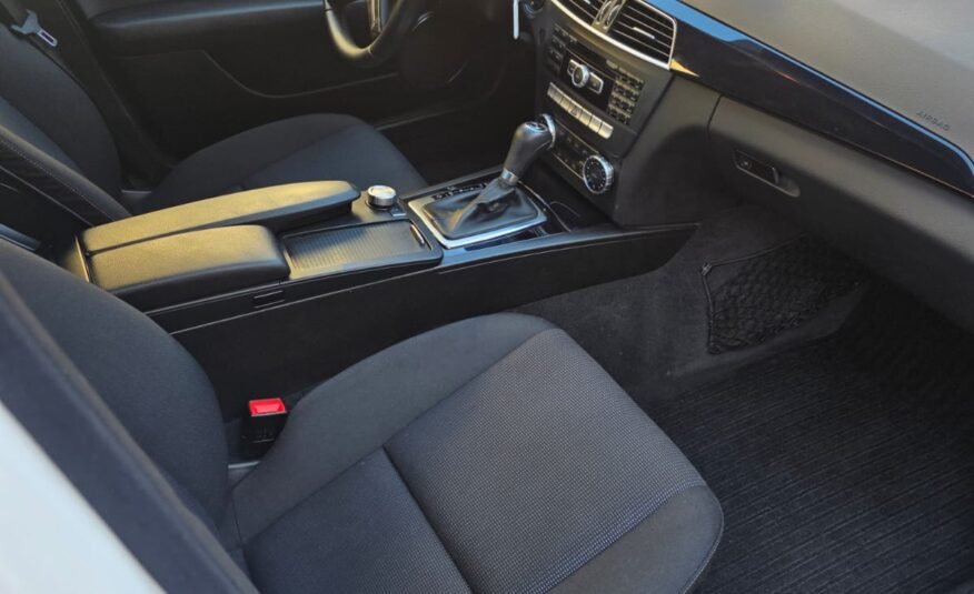 MERCEDES-BENZ CLASE C C200