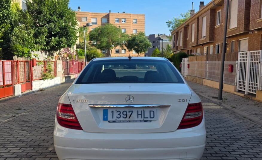 MERCEDES-BENZ CLASE C C200