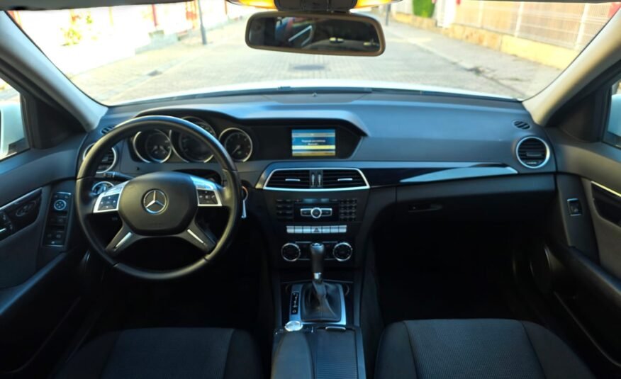 MERCEDES-BENZ CLASE C C200