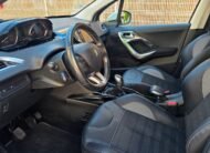 PEUGEOT 2008 1.2i