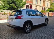 PEUGEOT 2008 1.2i