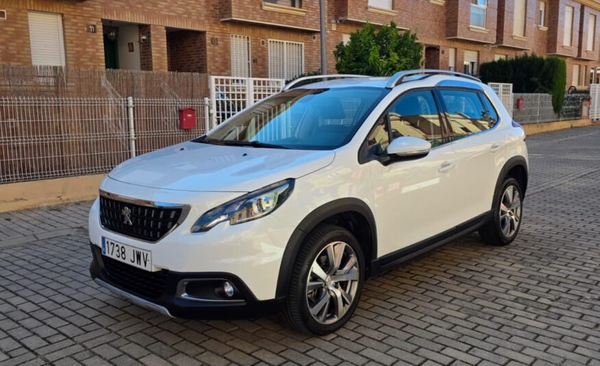 PEUGEOT 2008 1.2i