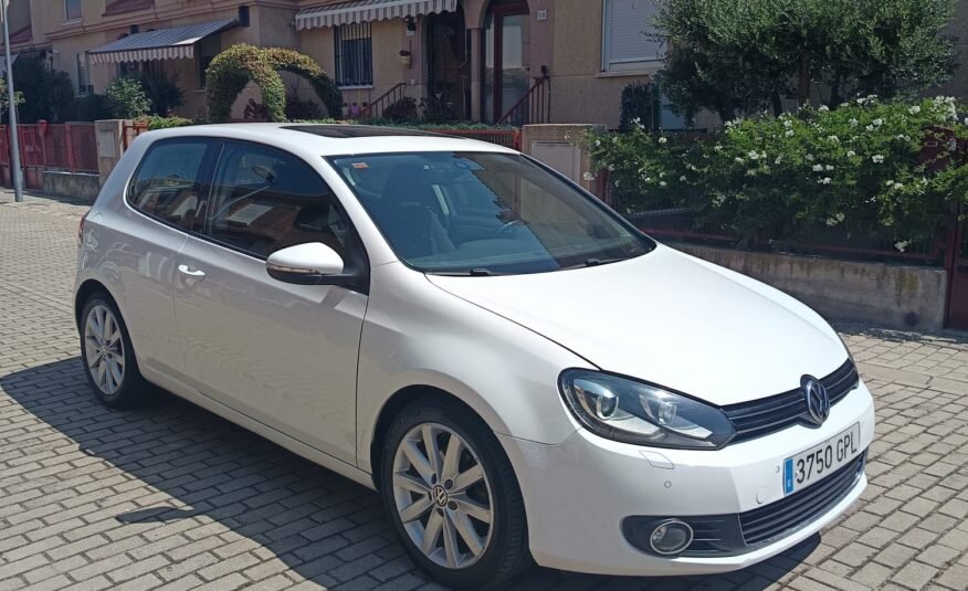 VOLKSWAGEN GOLF VI 1.6 TDI