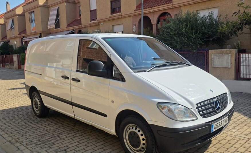 MERCEDES-BENZ VITO 109 CDI