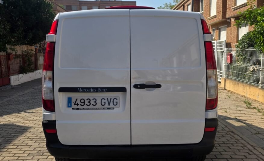 MERCEDES-BENZ VITO 109 CDI