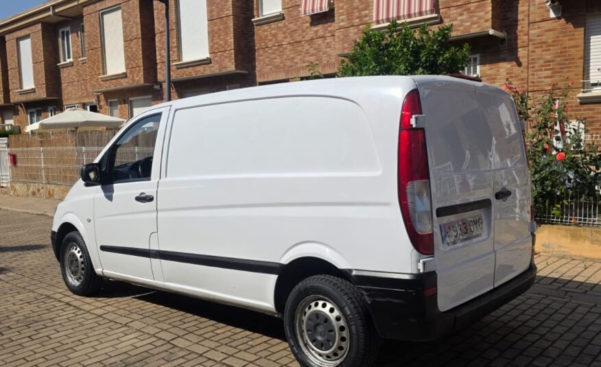 MERCEDES-BENZ VITO 109 CDI