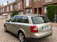 AUDI A4 2.4I