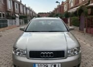 AUDI A4 2.4I