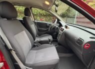 OPEL Corsa 1.2i