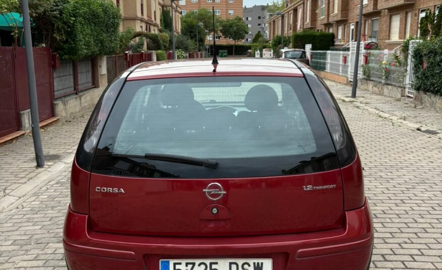OPEL Corsa 1.2i