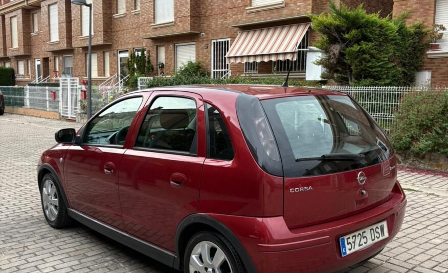OPEL Corsa 1.2i
