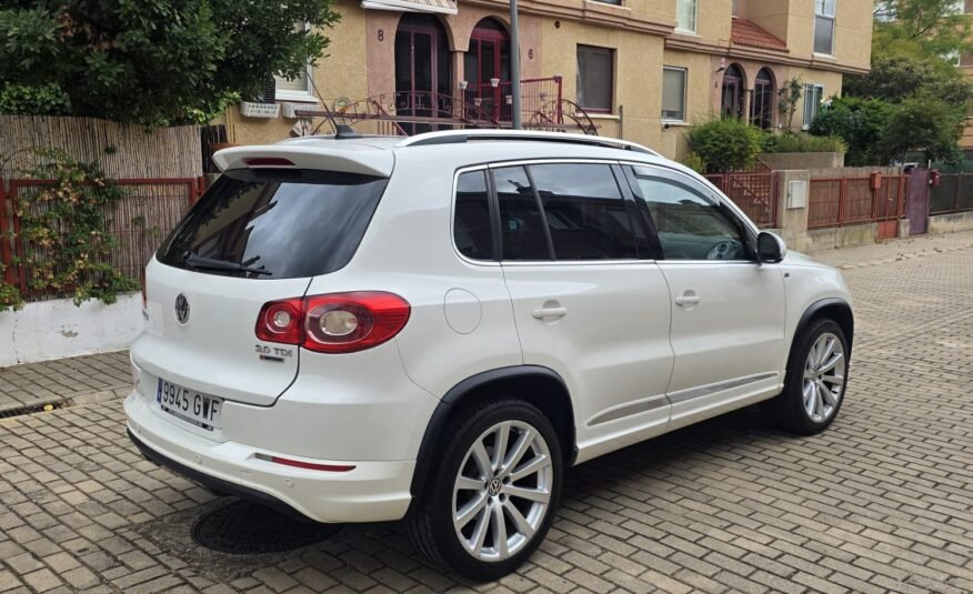 VOLKSWAGEN TIGUAN R-LINE 2.0TDI