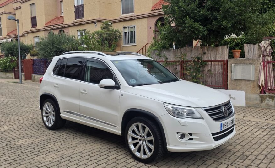 VOLKSWAGEN TIGUAN R-LINE 2.0TDI