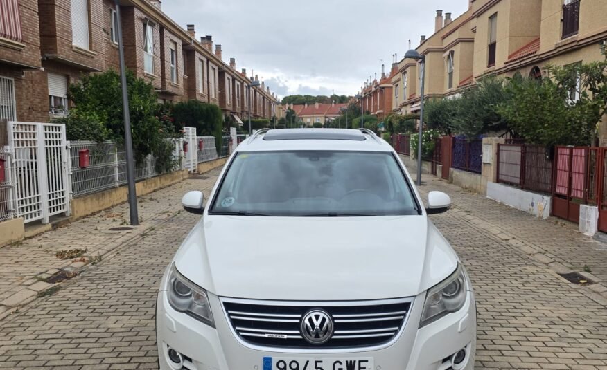 VOLKSWAGEN TIGUAN R-LINE 2.0TDI