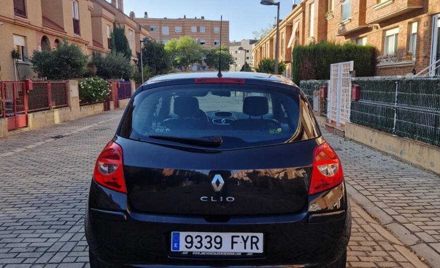 RENAULT CLIO 1.5dci