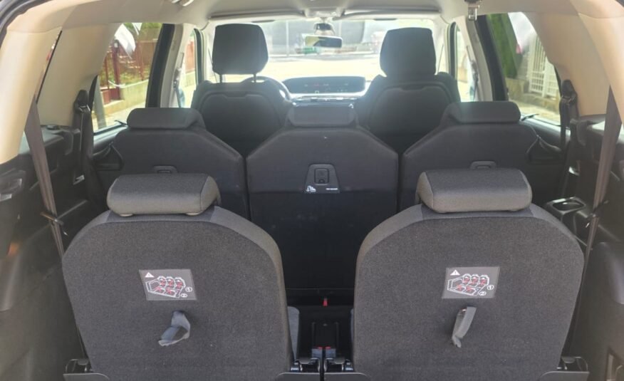 CITROEN Grand C4 Picasso 1.2i