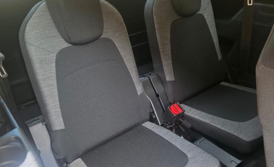 CITROEN Grand C4 Picasso 1.2i