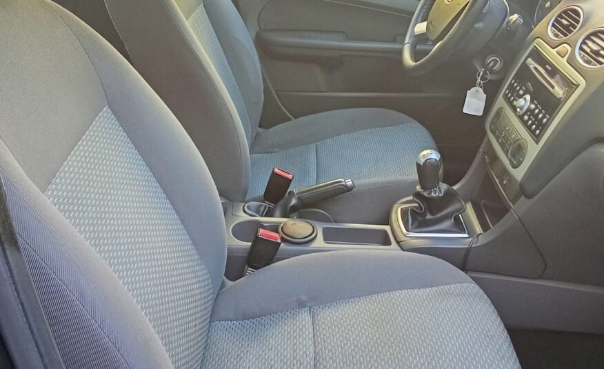 FORD FOCUS 1.6i